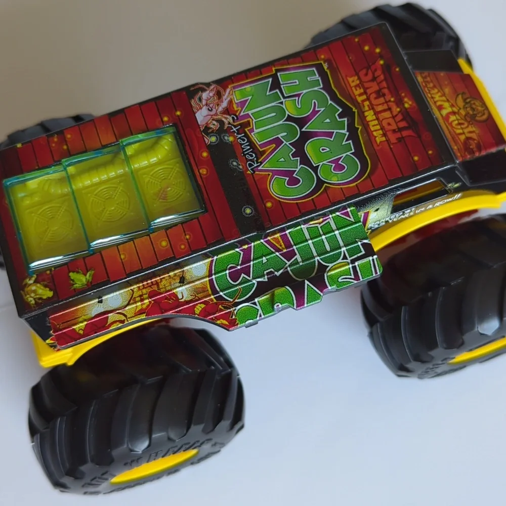 2021 Hot Wheels Monster Trucks oversized Reinerts Cajun crash 1/24th scale metal